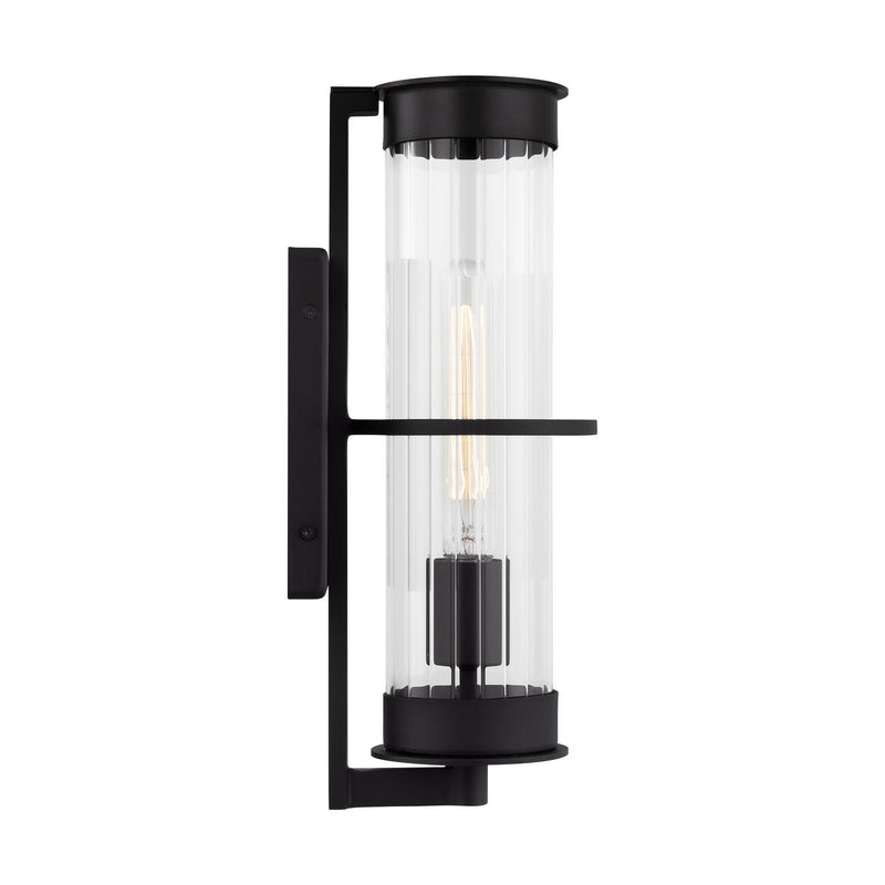 One Light Outdoor Wall Lantern<br /><span style="color:#4AB0CE;">Entrega: 4-10 dias en USA</span><br /><span style="color:#4AB0CE;font-size:60%;">PREGUNTE POR ENTREGA EN PANAMA</span><br />Collection: Alcona<br />Finish: Black