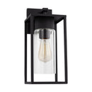 One Light Outdoor Wall Lantern<br /><span style="color:#4AB0CE;">Entrega: 4-10 dias en USA</span><br /><span style="color:#4AB0CE;font-size:60%;">PREGUNTE POR ENTREGA EN PANAMA</span><br />Collection: Vado<br />Finish: Black