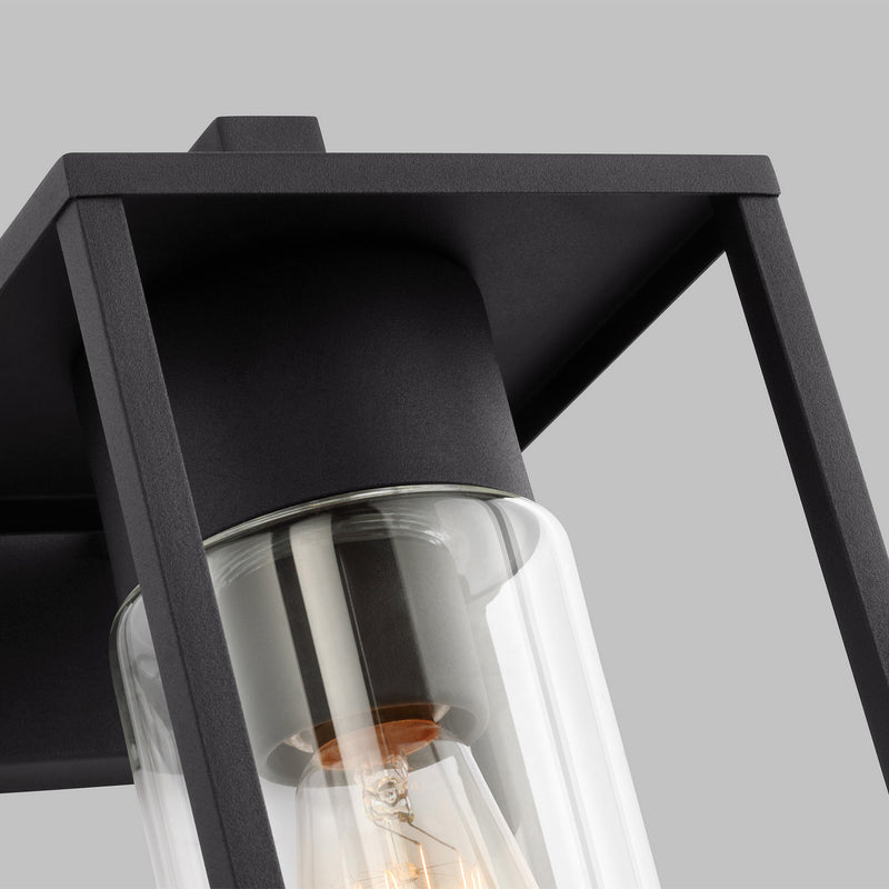 One Light Outdoor Wall Lantern<br /><span style="color:#4AB0CE;">Entrega: 5-6 semanas en USA</span><br /><span style="color:#4AB0CE;font-size:60%;">PREGUNTE POR ENTREGA EN PANAMA</span><br />Collection: Vado<br />Finish: Black