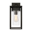 One Light Outdoor Wall Lantern<br /><span style="color:#4AB0CE;">Entrega: 3-4 semanas en USA</span><br /><span style="color:#4AB0CE;font-size:60%;">PREGUNTE POR ENTREGA EN PANAMA</span><br />Collection: Vado<br />Finish: Antique Bronze
