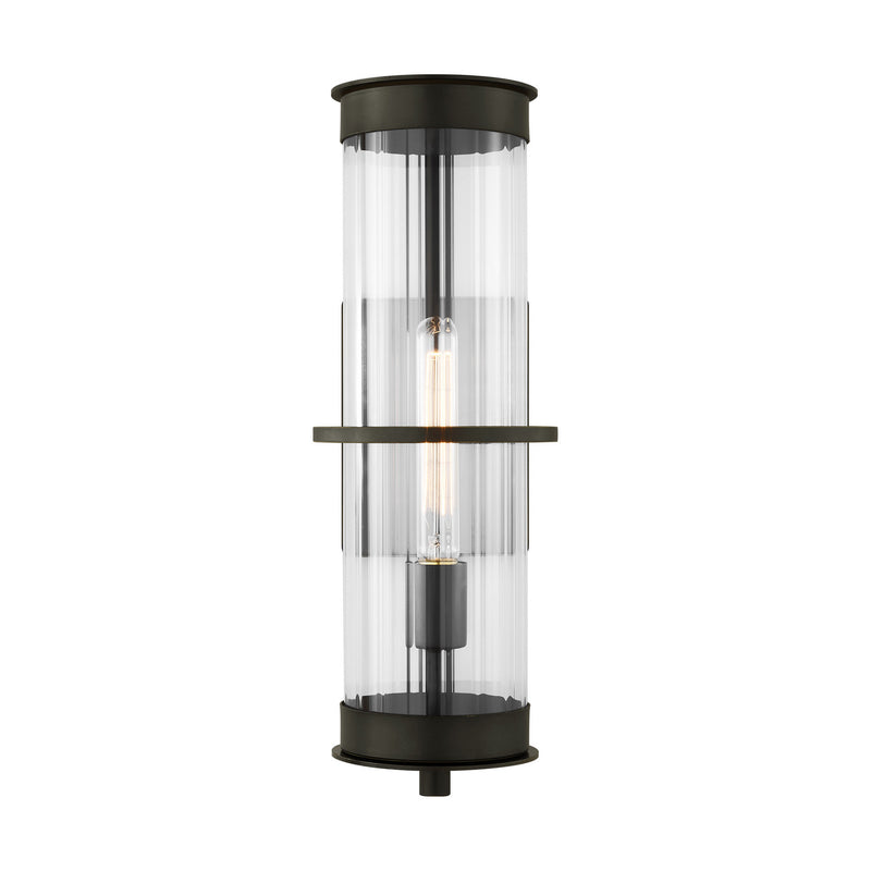 One Light Outdoor Wall Lantern<br /><span style="color:#4AB0CE;">Entrega: 7-8 semanas en USA</span><br /><span style="color:#4AB0CE;font-size:60%;">PREGUNTE POR ENTREGA EN PANAMA</span><br />Collection: Alcona<br />Finish: Antique Bronze