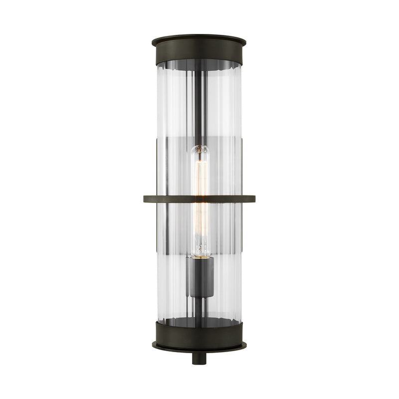 One Light Outdoor Wall Lantern<br /><span style="color:#4AB0CE;">Entrega: 4-10 dias en USA</span><br /><span style="color:#4AB0CE;font-size:60%;">PREGUNTE POR ENTREGA EN PANAMA</span><br />Collection: Alcona<br />Finish: Antique Bronze