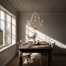 Nine Light Chandelier<br /><span style="color:#4AB0CE;">Entrega: 4-10 dias en USA</span><br /><span style="color:#4AB0CE;font-size:60%;">PREGUNTE POR ENTREGA EN PANAMA</span><br />Collection: Colonial Charm<br />Finish: White Wash