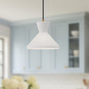 One Light Pendant<br /><span style="color:#4AB0CE;">Entrega: 4-10 dias en USA</span><br /><span style="color:#4AB0CE;font-size:60%;">PREGUNTE POR ENTREGA EN PANAMA</span><br />Collection: Betty<br />Finish: Aged Gold/Opal Glass