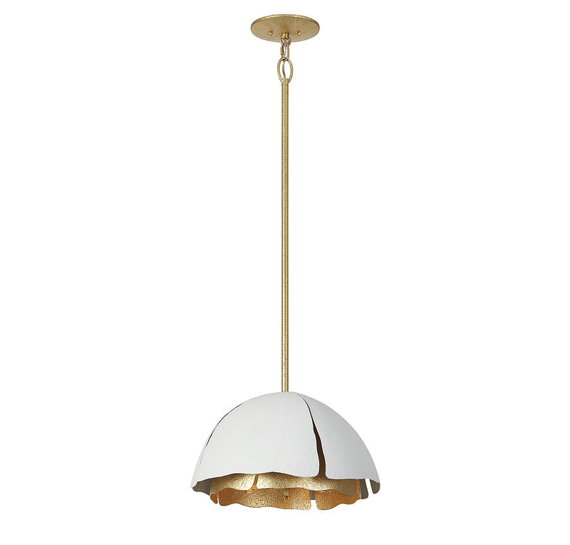 Three Light Pendant<br /><span style="color:#4AB0CE;">Entrega: 4-10 dias en USA</span><br /><span style="color:#4AB0CE;font-size:60%;">PREGUNTE POR ENTREGA EN PANAMA</span><br />Collection: Brewster<br />Finish: Cavalier Gold with Royal White