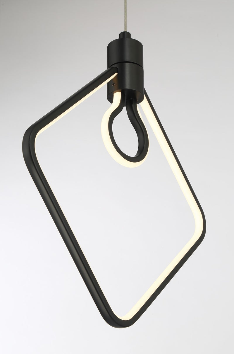 LED Pendant<br /><span style="color:#4AB0CE;">Entrega: 4-10 dias en USA</span><br /><span style="color:#4AB0CE;font-size:60%;">PREGUNTE POR ENTREGA EN PANAMA</span><br />Collection: Edison's Outline<br />Finish: Coal Black