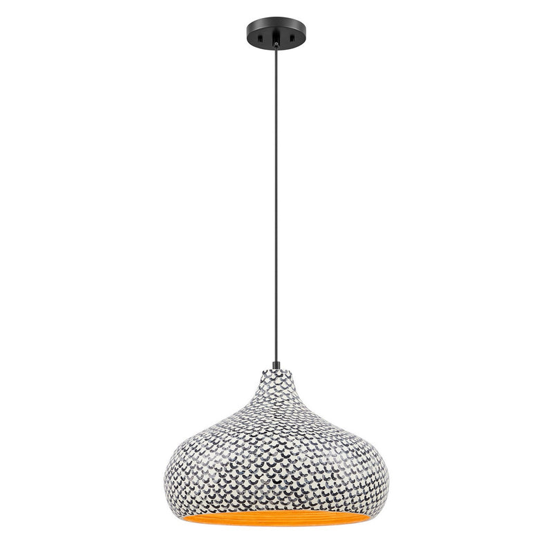 One Light Pendant<br /><span style="color:#4AB0CE;">Entrega: 4-10 dias en USA</span><br /><span style="color:#4AB0CE;font-size:60%;">PREGUNTE POR ENTREGA EN PANAMA</span><br />Collection: Jade<br />Finish: Black and White Shell