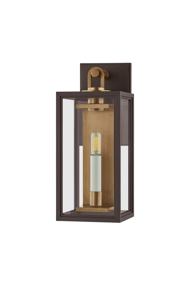 One Light Wall Sconce<br /><span style="color:#4AB0CE;">Entrega: 4-10 dias en USA</span><br /><span style="color:#4AB0CE;font-size:60%;">PREGUNTE POR ENTREGA EN PANAMA</span><br />Collection: Arnold<br />Finish: Patina Brass/Textured Bronze