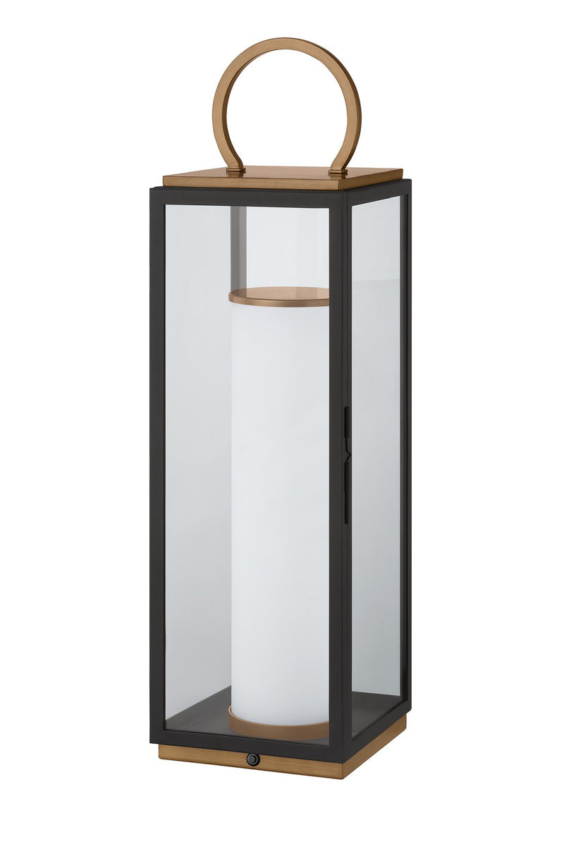 LED Table Lamp<br /><span style="color:#4AB0CE;">Entrega: 4-10 dias en USA</span><br /><span style="color:#4AB0CE;font-size:60%;">PREGUNTE POR ENTREGA EN PANAMA</span><br />Collection: Gareth<br />Finish: Patina Brass/Textured Black