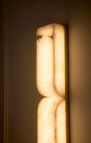 LED Wall Sconce<br /><span style="color:#4AB0CE;">Entrega: 6-7 semanas en USA</span><br /><span style="color:#4AB0CE;font-size:60%;">PREGUNTE POR ENTREGA EN PANAMA</span><br />Collection: Alune<br />Finish: Lacquered Brass