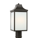 One Light Post Lantern<br /><span style="color:#4AB0CE;">Entrega: 4-10 dias en USA</span><br /><span style="color:#4AB0CE;font-size:60%;">PREGUNTE POR ENTREGA EN PANAMA</span><br />Collection: Saybrook<br />Finish: Antique Bronze