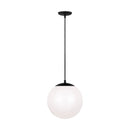 One Light Pendant<br /><span style="color:#4AB0CE;">Entrega: 4-10 dias en USA</span><br /><span style="color:#4AB0CE;font-size:60%;">PREGUNTE POR ENTREGA EN PANAMA</span><br />Collection: Leo - Hanging Globe<br />Finish: Midnight Black