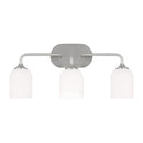 Three Light Vanity<br /><span style="color:#4AB0CE;">Entrega: 16-17 semanas en USA</span><br /><span style="color:#4AB0CE;font-size:60%;">PREGUNTE POR ENTREGA EN PANAMA</span><br />Collection: Emile<br />Finish: Brushed Steel