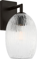One Light Wall Sconce<br /><span style="color:#4AB0CE;">Entrega: 4-10 dias en USA</span><br /><span style="color:#4AB0CE;font-size:60%;">PREGUNTE POR ENTREGA EN PANAMA</span><br />Collection: Serafina<br />Finish: Aged Iron | Aged Iron