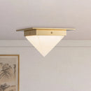 One Light Flush Mount<br /><span style="color:#4AB0CE;">Entrega: 6-7 semanas en USA</span><br /><span style="color:#4AB0CE;font-size:60%;">PREGUNTE POR ENTREGA EN PANAMA</span><br />Collection: Mineral<br />Finish: Patina Brass/Alabaster