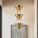 Three Light Pendant<br /><span style="color:#4AB0CE;">Entrega: 4-10 dias en USA</span><br /><span style="color:#4AB0CE;font-size:60%;">PREGUNTE POR ENTREGA EN PANAMA</span><br />Collection: Versus<br />Finish: Patina Brass
