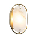 One Light Wall Sconce<br /><span style="color:#4AB0CE;">Entrega: 4-10 dias en USA</span><br /><span style="color:#4AB0CE;font-size:60%;">PREGUNTE POR ENTREGA EN PANAMA</span><br />Collection: Panelist<br />Finish: Brass Kisser
