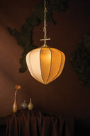 One Light Pendant<br /><span style="color:#4AB0CE;">Entrega: 4-10 dias en USA</span><br /><span style="color:#4AB0CE;font-size:60%;">PREGUNTE POR ENTREGA EN PANAMA</span><br />Collection: Hoshi<br />Finish: Vintage Brass