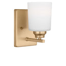 One Light Bath<br /><span style="color:#4AB0CE;">Entrega: 4-10 dias en USA</span><br /><span style="color:#4AB0CE;font-size:60%;">PREGUNTE POR ENTREGA EN PANAMA</span><br />Collection: Vinton<br />Finish: Satin Brass