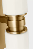 Two Light Vanity<br /><span style="color:#4AB0CE;">Entrega: 2-3 semanas en USA</span><br /><span style="color:#4AB0CE;font-size:60%;">PREGUNTE POR ENTREGA EN PANAMA</span><br />Collection: Fairfax<br />Finish: Estate Brass