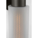 One Light Outdoor Wall Mount<br /><span style="color:#4AB0CE;">Entrega: 4-10 dias en USA</span><br /><span style="color:#4AB0CE;font-size:60%;">PREGUNTE POR ENTREGA EN PANAMA</span><br />Collection: Ridge<br />Finish: Antique Bronze
