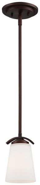 One Light Mini Pendant<br /><span style="color:#4AB0CE;">Entrega: 6-7 semanas en USA</span><br /><span style="color:#4AB0CE;font-size:60%;">PREGUNTE POR ENTREGA EN PANAMA</span><br />Collection: Overland Park<br />Finish: Vintage Bronze