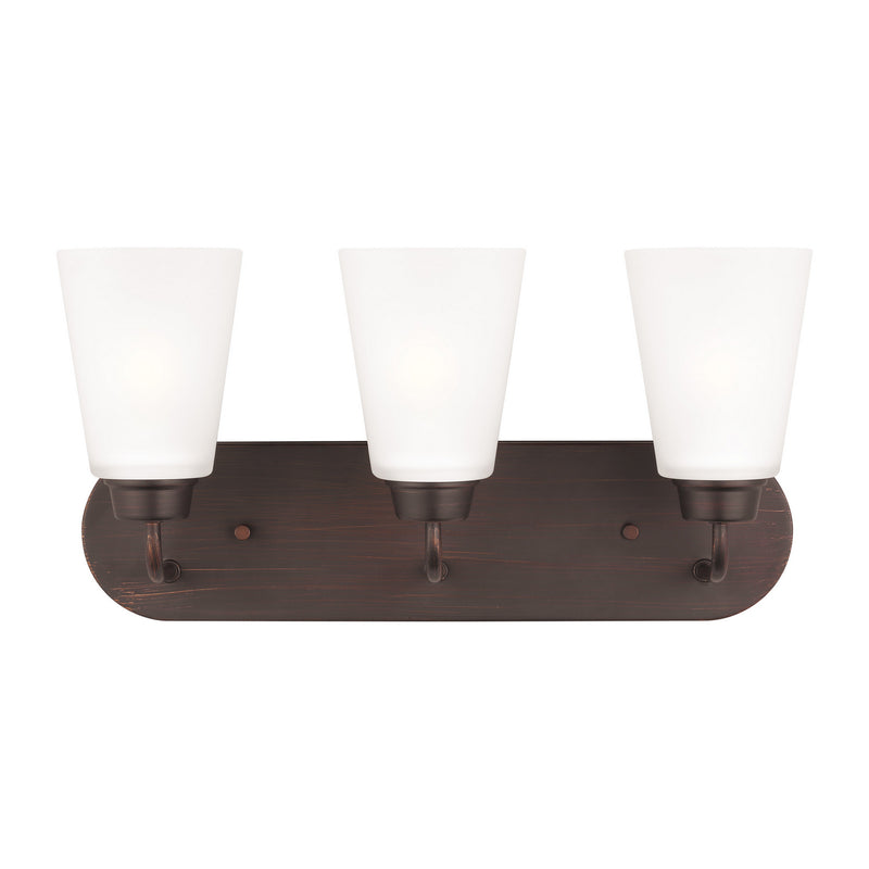 Three Light Wall / Bath<br /><span style="color:#4AB0CE;">Entrega: 4-10 dias en USA</span><br /><span style="color:#4AB0CE;font-size:60%;">PREGUNTE POR ENTREGA EN PANAMA</span><br />Collection: Kerrville<br />Finish: Bronze