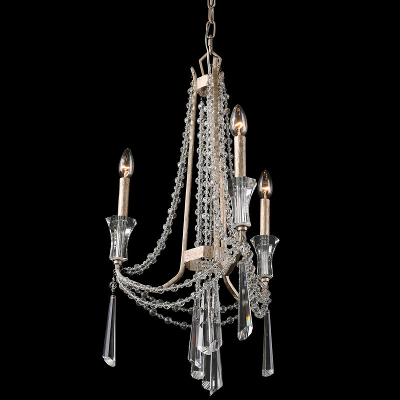 Three Light Chandelier<br /><span style="color:#4AB0CE;">Entrega: 4-10 dias en USA</span><br /><span style="color:#4AB0CE;font-size:60%;">PREGUNTE POR ENTREGA EN PANAMA</span><br />Collection: Barcelona<br />Finish: Transcend Silver