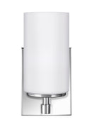 One Light Wall / Bath Sconce<br /><span style="color:#4AB0CE;">Entrega: 4-10 dias en USA</span><br /><span style="color:#4AB0CE;font-size:60%;">PREGUNTE POR ENTREGA EN PANAMA</span><br />Collection: Alturas<br />Finish: Chrome