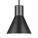 One Light Mini-Pendant<br /><span style="color:#4AB0CE;">Entrega: 4-10 dias en USA</span><br /><span style="color:#4AB0CE;font-size:60%;">PREGUNTE POR ENTREGA EN PANAMA</span><br />Collection: Towner<br />Finish: Satin Brass