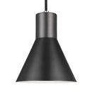 One Light Mini-Pendant<br /><span style="color:#4AB0CE;">Entrega: 4-10 dias en USA</span><br /><span style="color:#4AB0CE;font-size:60%;">PREGUNTE POR ENTREGA EN PANAMA</span><br />Collection: Towner<br />Finish: Brushed Nickel