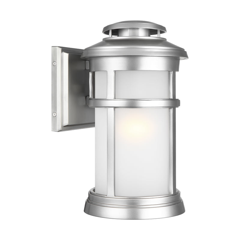 One Light Outdoor Wall Lantern<br /><span style="color:#4AB0CE;">Entrega: 4-10 dias en USA</span><br /><span style="color:#4AB0CE;font-size:60%;">PREGUNTE POR ENTREGA EN PANAMA</span><br />Collection: Newport<br />Finish: Painted Brushed Steel