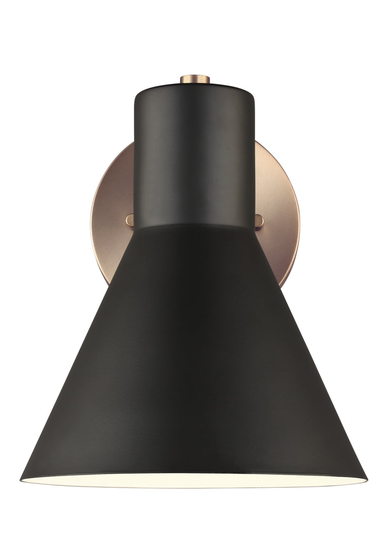 One Light Wall / Bath Sconce<br /><span style="color:#4AB0CE;">Entrega: 4-10 dias en USA</span><br /><span style="color:#4AB0CE;font-size:60%;">PREGUNTE POR ENTREGA EN PANAMA</span><br />Collection: Towner<br />Finish: Satin Brass