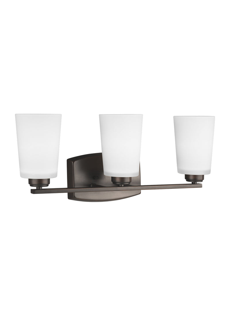 Three Light Wall / Bath<br /><span style="color:#4AB0CE;">Entrega: 4-10 dias en USA</span><br /><span style="color:#4AB0CE;font-size:60%;">PREGUNTE POR ENTREGA EN PANAMA</span><br />Collection: Franport<br />Finish: Bronze