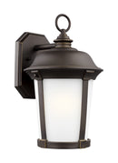 One Light Outdoor Wall Lantern<br /><span style="color:#4AB0CE;">Entrega: 4-10 dias en USA</span><br /><span style="color:#4AB0CE;font-size:60%;">PREGUNTE POR ENTREGA EN PANAMA</span><br />Collection: Calder<br />Finish: Antique Bronze