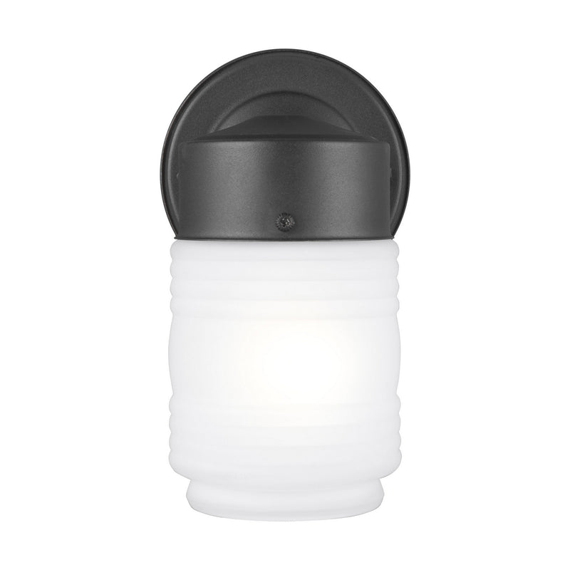 One Light Outdoor Wall Lantern<br /><span style="color:#4AB0CE;">Entrega: 4-10 dias en USA</span><br /><span style="color:#4AB0CE;font-size:60%;">PREGUNTE POR ENTREGA EN PANAMA</span><br />Collection: Outdoor Wall<br />Finish: Black