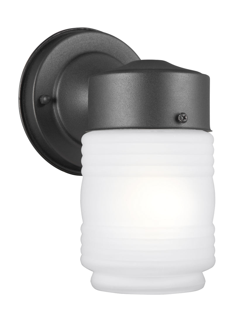 One Light Outdoor Wall Lantern<br /><span style="color:#4AB0CE;">Entrega: 4-10 dias en USA</span><br /><span style="color:#4AB0CE;font-size:60%;">PREGUNTE POR ENTREGA EN PANAMA</span><br />Collection: Outdoor Wall<br />Finish: Black