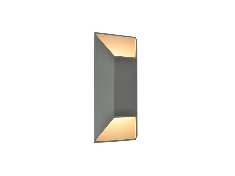 LED Outdoor Wall Mount<br /><span style="color:#4AB0CE;">Entrega: 4-10 dias en USA</span><br /><span style="color:#4AB0CE;font-size:60%;">PREGUNTE POR ENTREGA EN PANAMA</span><br />Collection: Avenue Outdoor<br />Finish: Silver