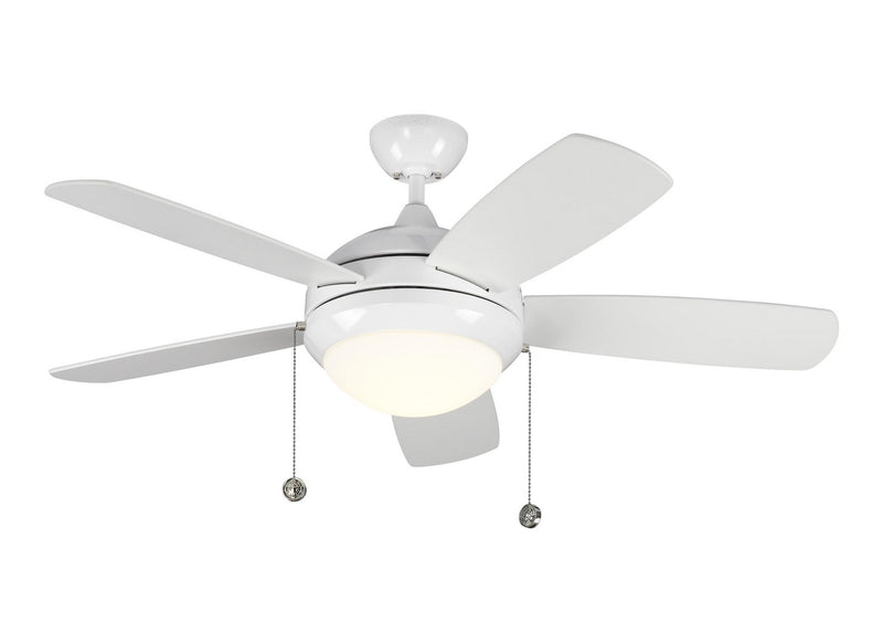 44" Ceiling Fan<br /><span style="color:#4AB0CE;">Entrega: 4-10 dias en USA</span><br /><span style="color:#4AB0CE;font-size:60%;">PREGUNTE POR ENTREGA EN PANAMA</span><br />Collection: Discus<br />Finish: White