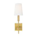 One Light Wall Sconce<br /><span style="color:#4AB0CE;">Entrega: 4-10 dias en USA</span><br /><span style="color:#4AB0CE;font-size:60%;">PREGUNTE POR ENTREGA EN PANAMA</span><br />Collection: Beckham Classic<br />Finish: Burnished Brass