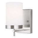 One Light Wall / Bath Sconce<br /><span style="color:#4AB0CE;">Entrega: 4-10 dias en USA</span><br /><span style="color:#4AB0CE;font-size:60%;">PREGUNTE POR ENTREGA EN PANAMA</span><br />Collection: Zire<br />Finish: Brushed Nickel