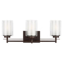 Three Light Wall / Bath<br /><span style="color:#4AB0CE;">Entrega: 4-10 dias en USA</span><br /><span style="color:#4AB0CE;font-size:60%;">PREGUNTE POR ENTREGA EN PANAMA</span><br />Collection: Elmwood Park<br />Finish: Bronze