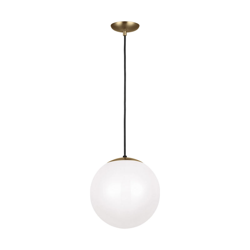 One Light Pendant<br /><span style="color:#4AB0CE;">Entrega: 4-10 dias en USA</span><br /><span style="color:#4AB0CE;font-size:60%;">PREGUNTE POR ENTREGA EN PANAMA</span><br />Collection: Leo - Hanging Globe<br />Finish: Satin Brass