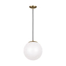 LED Pendant<br /><span style="color:#4AB0CE;">Entrega: 4-10 dias en USA</span><br /><span style="color:#4AB0CE;font-size:60%;">PREGUNTE POR ENTREGA EN PANAMA</span><br />Collection: Leo - Hanging Globe<br />Finish: Satin Brass
