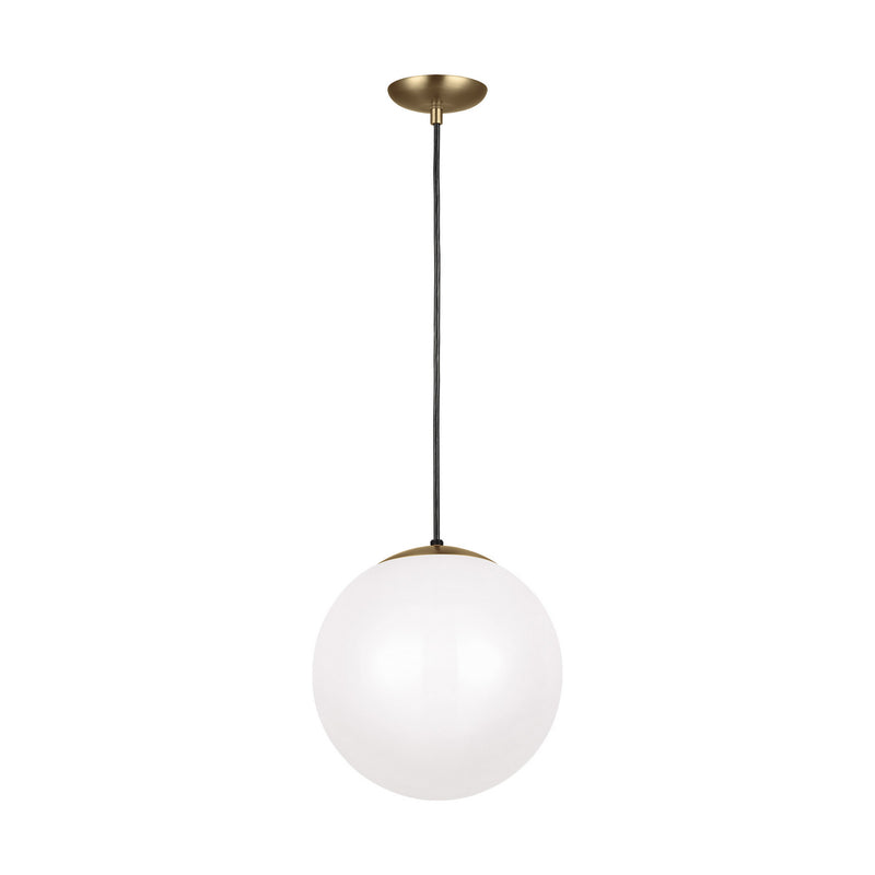 One Light Pendant<br /><span style="color:#4AB0CE;">Entrega: 4-10 dias en USA</span><br /><span style="color:#4AB0CE;font-size:60%;">PREGUNTE POR ENTREGA EN PANAMA</span><br />Collection: Leo - Hanging Globe<br />Finish: Satin Brass