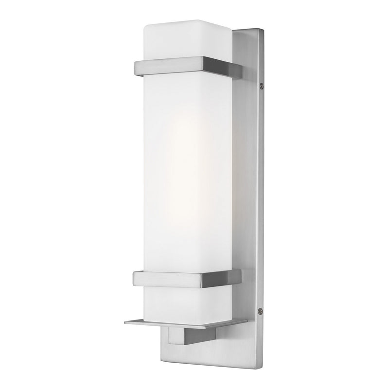 One Light Outdoor Wall Lantern<br /><span style="color:#4AB0CE;">Entrega: 4-10 dias en USA</span><br /><span style="color:#4AB0CE;font-size:60%;">PREGUNTE POR ENTREGA EN PANAMA</span><br />Collection: Alban<br />Finish: Satin Aluminum