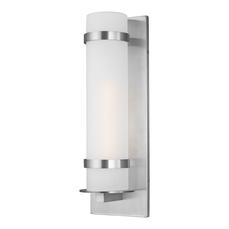 One Light Outdoor Wall Lantern<br /><span style="color:#4AB0CE;">Entrega: 4-10 dias en USA</span><br /><span style="color:#4AB0CE;font-size:60%;">PREGUNTE POR ENTREGA EN PANAMA</span><br />Collection: Alban<br />Finish: Satin Aluminum