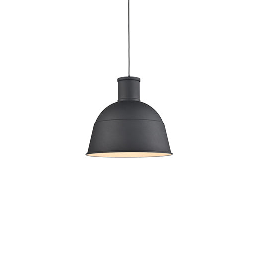 One Light Pendant<br /><span style="color:#4AB0CE;">Entrega: 4-10 dias en USA</span><br /><span style="color:#4AB0CE;font-size:60%;">PREGUNTE POR ENTREGA EN PANAMA</span><br />Collection: Irving<br />Finish: Black