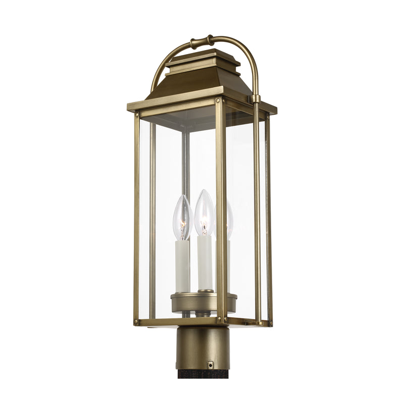 Three Light Post Lantern<br /><span style="color:#4AB0CE;">Entrega: 4-10 dias en USA</span><br /><span style="color:#4AB0CE;font-size:60%;">PREGUNTE POR ENTREGA EN PANAMA</span><br />Collection: Wellsworth<br />Finish: Painted Distressed Brass