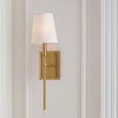 One Light Wall Sconce<br /><span style="color:#4AB0CE;">Entrega: 4-10 dias en USA</span><br /><span style="color:#4AB0CE;font-size:60%;">PREGUNTE POR ENTREGA EN PANAMA</span><br />Collection: Baxley<br />Finish: Burnished Brass